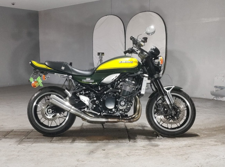 Мотоцикл Kawasaki Z900RS з пробігом 2965 km