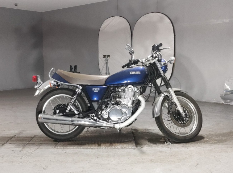 Мотоцикл Yamaha SR400 з пробігом 1954 km