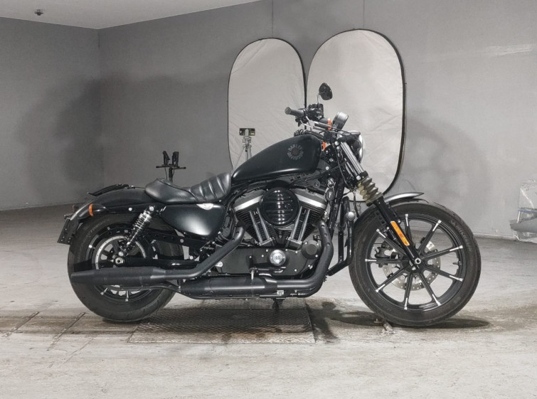 Мотоцикл HD SPORTSTER IRON XL883N с пробегом 3739 km