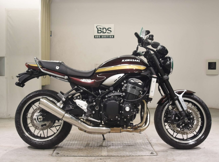 Мотоцикл Kawasaki Z900RS з пробігом 1963 km