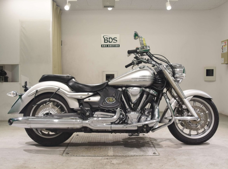 Мотоцикл Yamaha STRATOLINER XV1900 с пробегом 19017 km