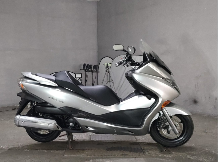 Мотоцикл Honda FORZA Z с пробегом 6729 km