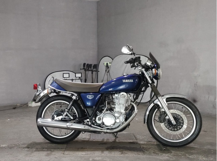 Мотоцикл Yamaha SR400 з пробігом 3545 km