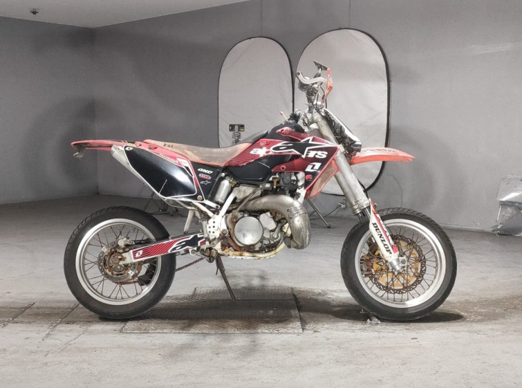 Мотоцикл Honda CRM250R