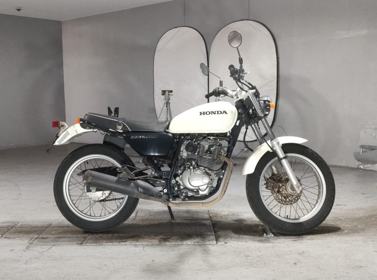 Мотоцикл Honda CB223S с пробегом 56196 km