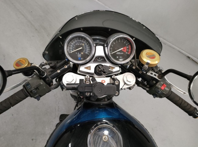 Мотоцикл Kawasaki ZEPHYR1100 с пробегом 18446 m с пробегом 18446 m