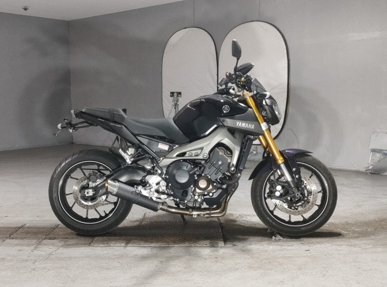 Мотоцикл Yamaha MT-09 з пробігом 18597 km