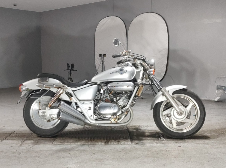 Мотоцикл Honda MAGNA250 с пробегом 42230 km
