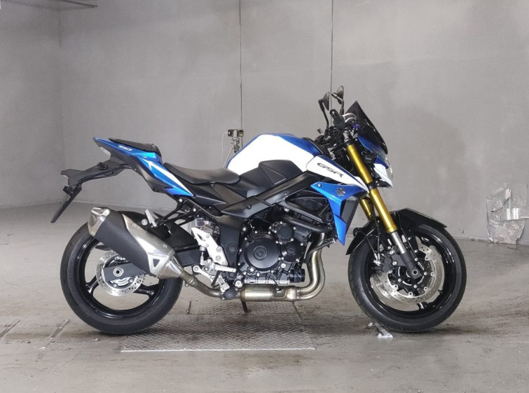 Мотоцикл Suzuki GSR750 с пробегом 856 km с пробегом 856 km