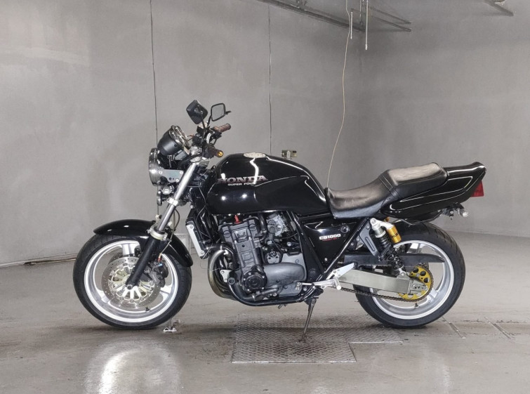 Мотоцикл Honda CB1000SF с пробегом 27778 km с пробегом 27778 km