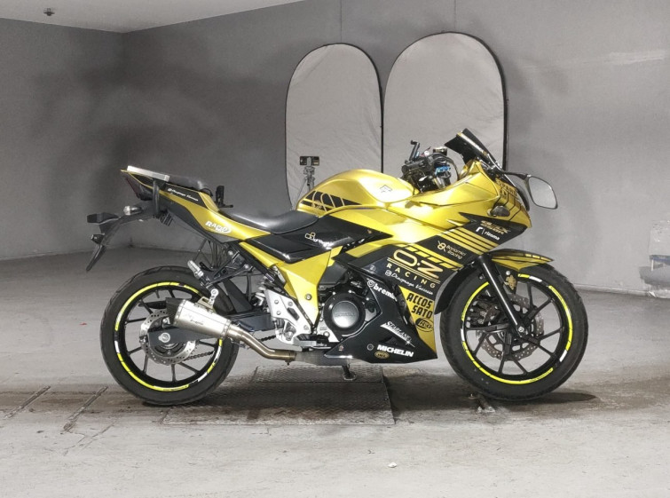 Мотоцикл Suzuki GSX250R с пробегом 27403 km