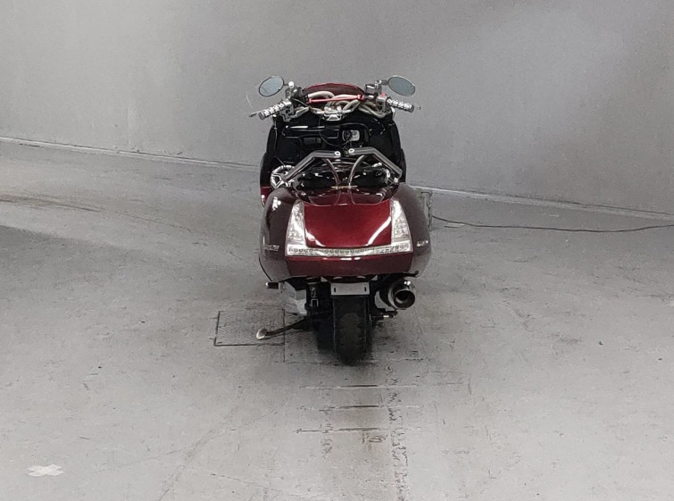 Мотоцикл Yamaha MAXAM250 с пробегом 9200 km с пробегом 9200 km