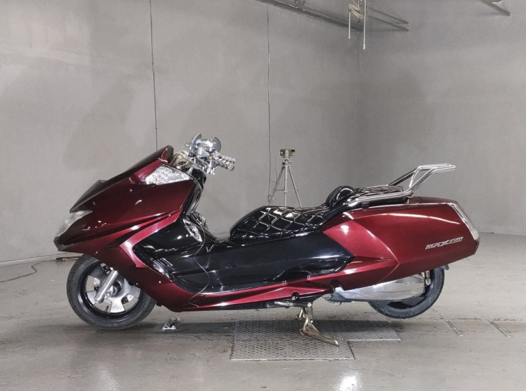 Мотоцикл Yamaha MAXAM250 с пробегом 9200 km с пробегом 9200 km