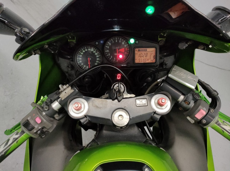 Мотоцикл Kawasaki NINJA ZX-12R с пробегом 55964 km с пробегом 55964 km