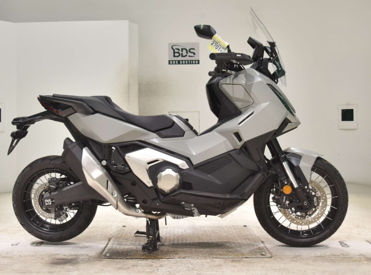 Мотоцикл Honda X-ADV750-2 с пробегом 23 km