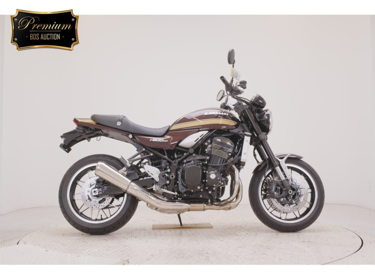 Мотоцикл Kawasaki Z900RS з пробігом 122 km