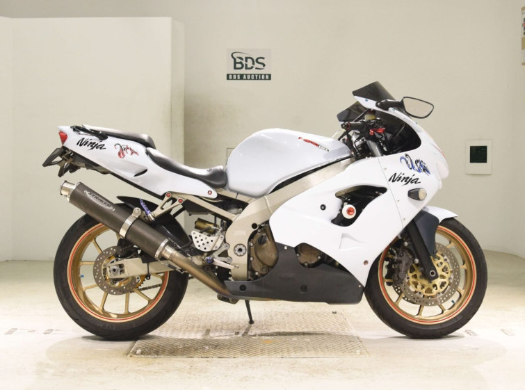 Мотоцикл Kawasaki NINJA ZX-9R з пробігом 91153 km