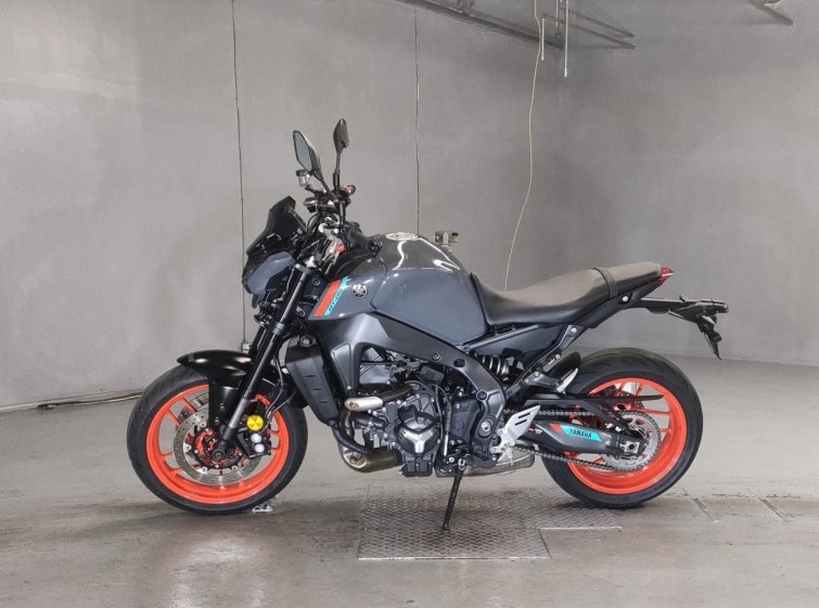Мотоцикл Yamaha MT-09 с пробегом 5072 km с пробегом 5072 km