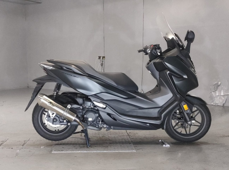 Мотоцикл Honda FORZA с пробегом 18933 km с пробегом 18933 km