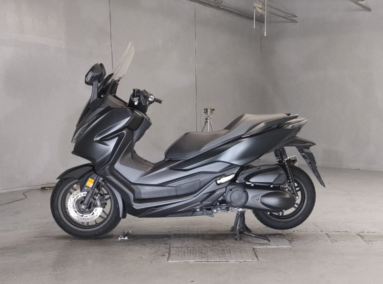 Мотоцикл Honda FORZA с пробегом 18933 km с пробегом 18933 km