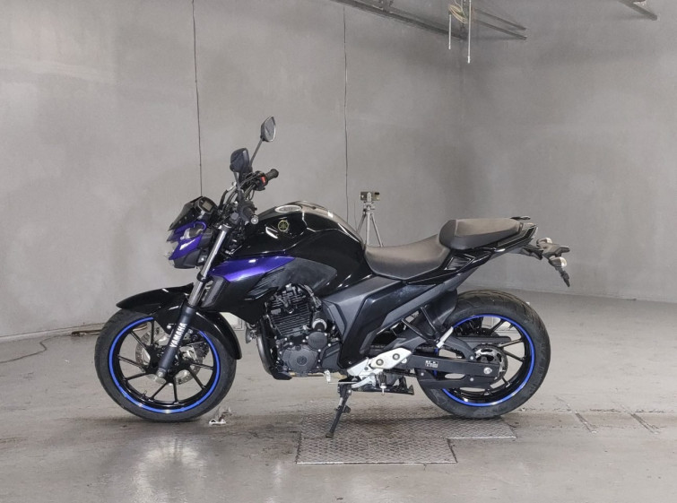 Мотоцикл Yamaha FZ25 с пробегом 10587 km с пробегом 10587 km