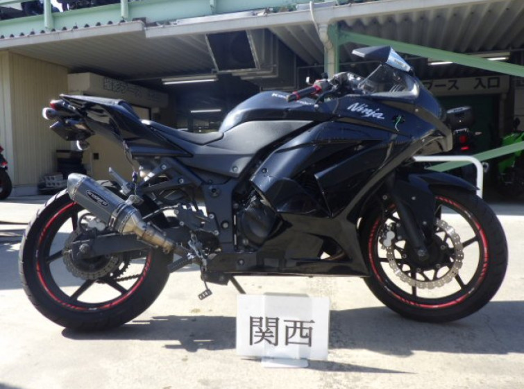 Мотоцикл Kawasaki NINJA250R з пробігом 23779 km