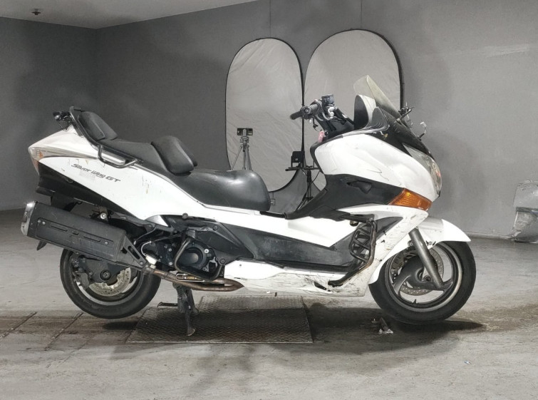 Мотоцикл Honda SILVERWING400GT с пробегом 97671 km