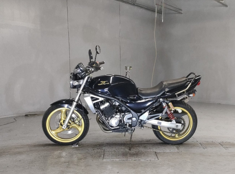 Мотоцикл Kawasaki BALIUS2 с пробегом 29257 km с пробегом 29257 km