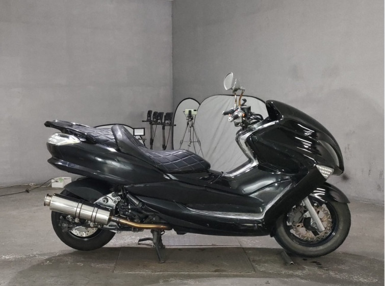 Мотоцикл Yamaha MAJESTY 250