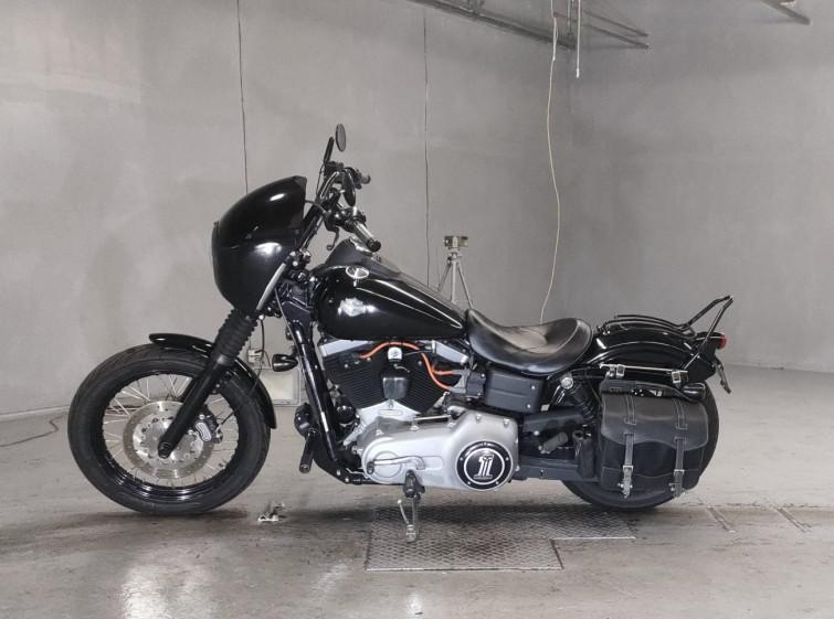 Мотоцикл HD STREETBOB FXDB1580 с пробегом 26642 km с пробегом 26642 km