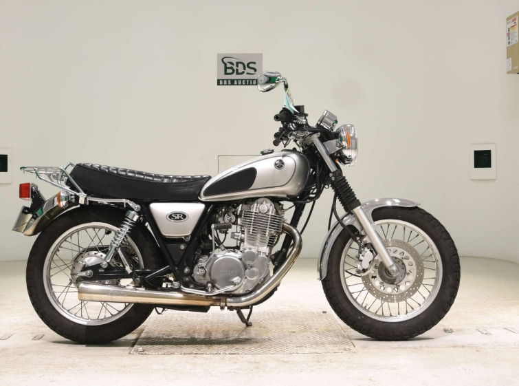 Мотоцикл Yamaha SR400 з пробігом 18071 km