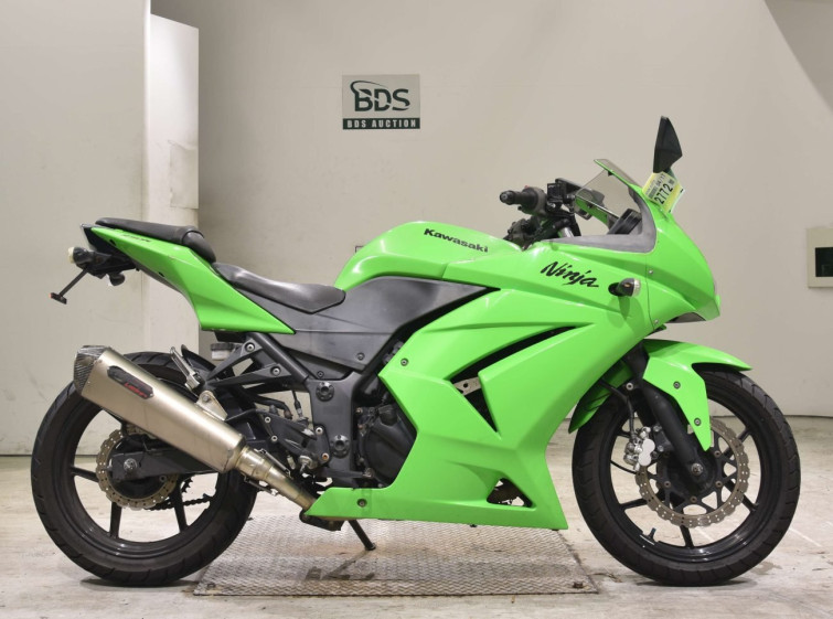 Мотоцикл Kawasaki NINJA250R с пробегом 64952 km