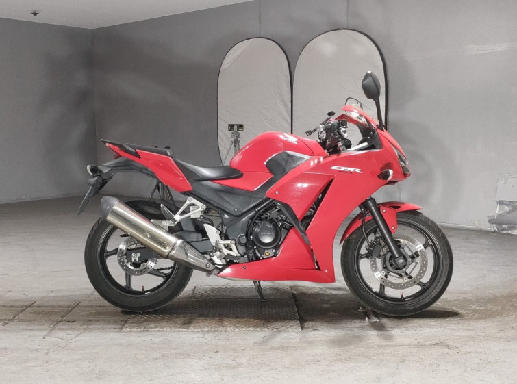 Мотоцикл Honda CBR250R з пробігом 42982 km
