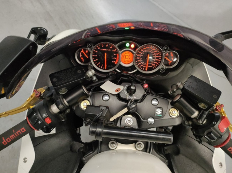 Мотоцикл Suzuki GSX1300R HAYABUSA з пробігом 32823 m з пробігом 32823 m