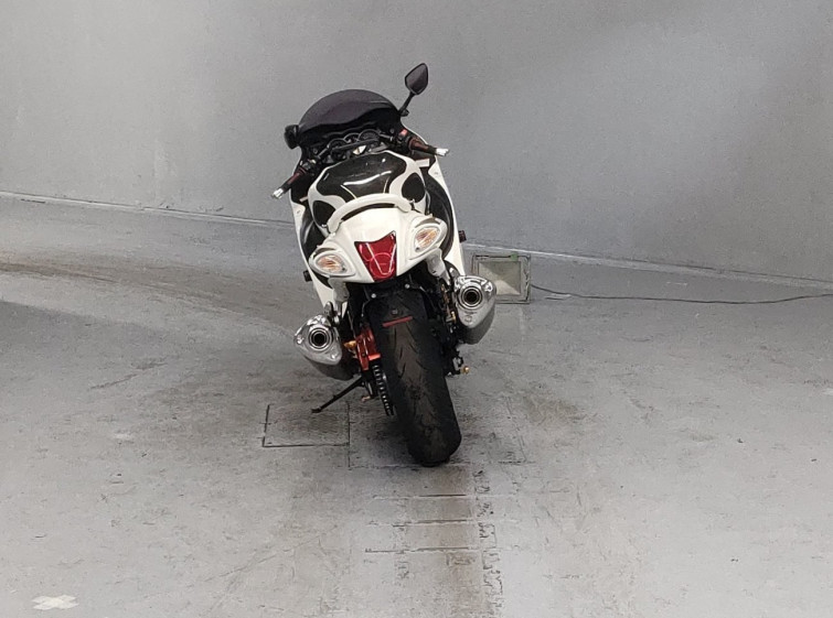 Мотоцикл Suzuki GSX1300R HAYABUSA з пробігом 32823 m з пробігом 32823 m