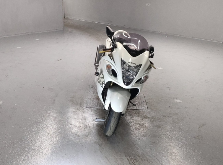 Мотоцикл Suzuki GSX1300R HAYABUSA з пробігом 32823 m з пробігом 32823 m