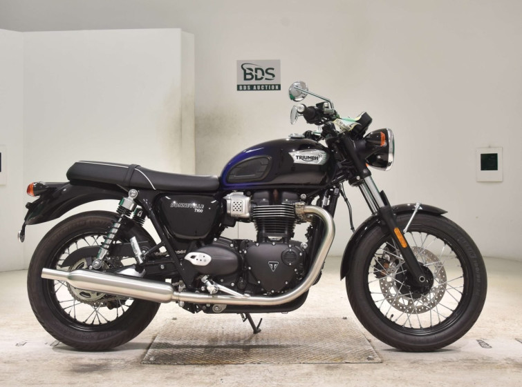 Мотоцикл Triumph BONNEVILLE T100 с пробегом 2828 km