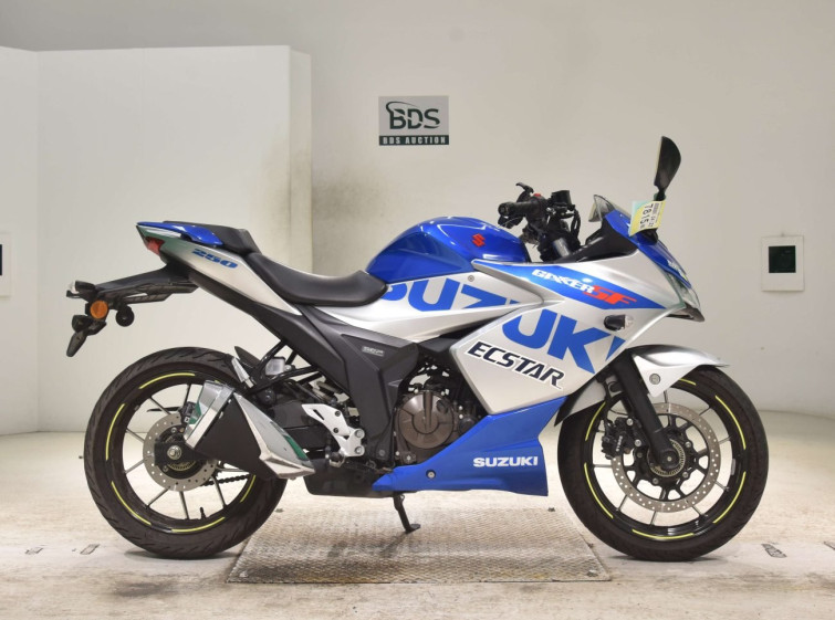 Мотоцикл Suzuki GSX250R с пробегом 3701 km