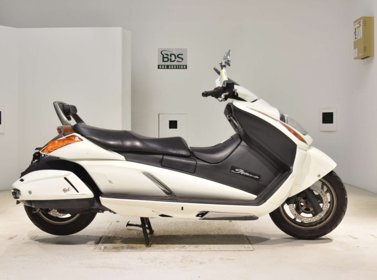 Мотоцикл Suzuki GEMMA250 с пробегом 9541 km