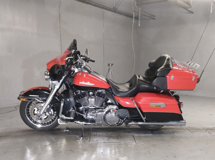 Мотоцикл HD ELECTRA GLIDE FLHTK1690 з пробігом 28132 km з пробігом 28132 km