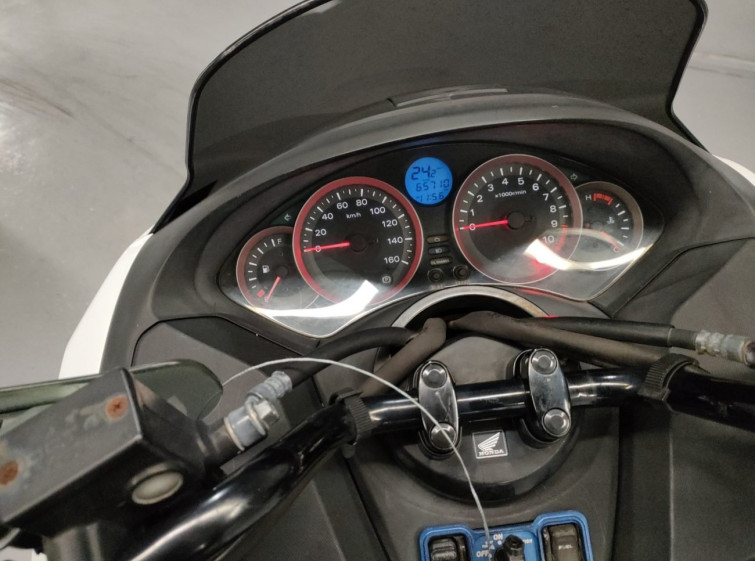 Мотоцикл Honda FORZA SI с пробегом 65711 km с пробегом 65711 km