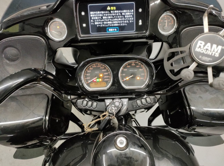 Мотоцикл HD SOFTAIL FXDRS1870 з пробігом 9131 km з пробігом 9131 km