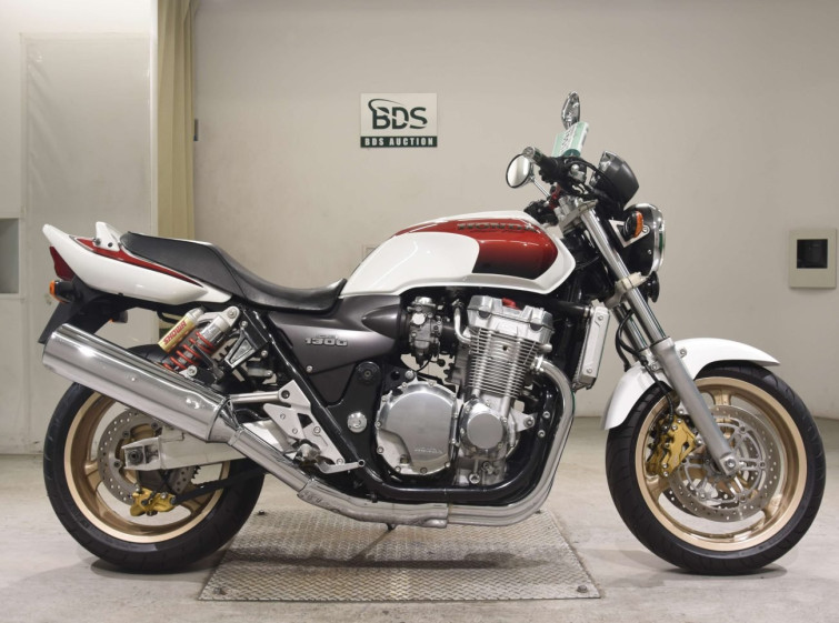 Мотоцикл Honda CB1300SF з пробігом 17819 km