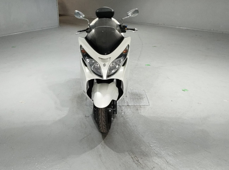 Мотоцикл Suzuki SKYWAVE 250M с пробегом 18282 km с пробегом 18282 km