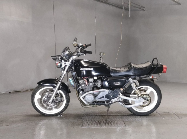 Мотоцикл Kawasaki ZEPHYR400 з пробігом 20267 km з пробігом 20267 km