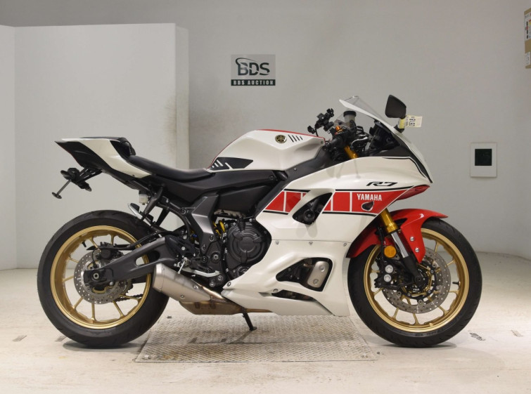 Мотоцикл Yamaha YZF-R7-2 с пробегом 8066 km