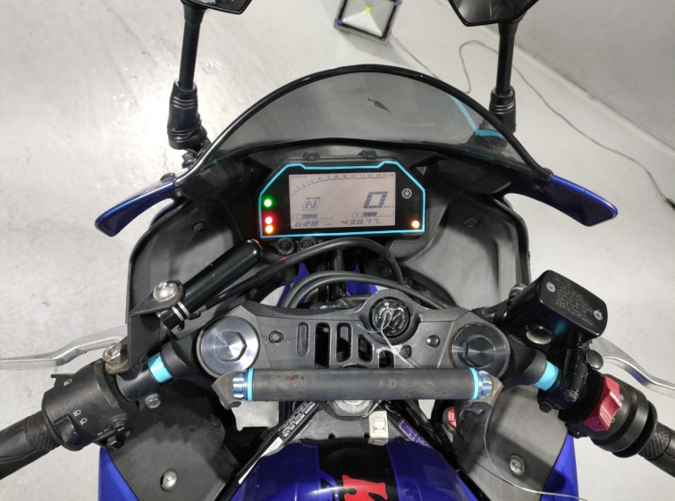 Мотоцикл Yamaha YZF-R25 с пробегом 43877 km с пробегом 43877 km