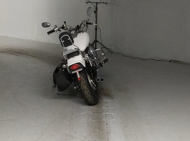 Мотоцикл Yamaha DRAGSTAR XVS400 с пробегом 22195 km с пробегом 22195 km