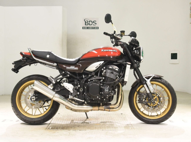 Мотоцикл Kawasaki Z900RS с пробегом 3036 km