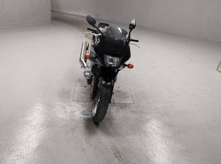 Мотоцикл Honda CB400SFVA с пробегом 42848 km с пробегом 42848 km